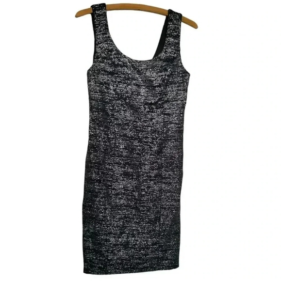 Emerald Sundae Dresses & Skirts - Emerald Sundea Dress S